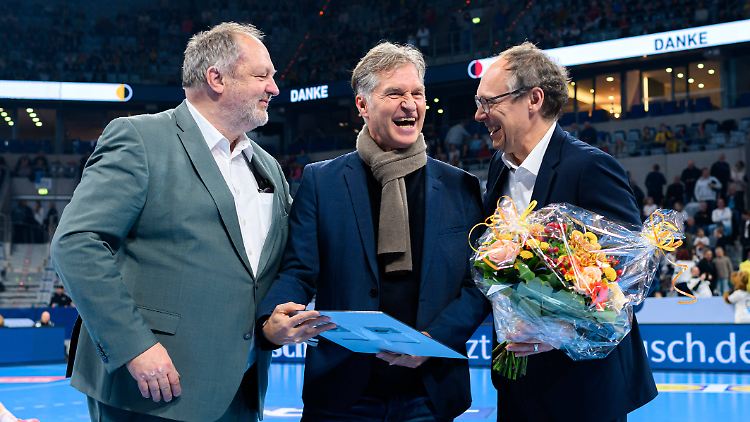 DHB-Präsident Michelmann (l.) und der Vorstandsvorsitzende Schober (r.) haben gut lachen.