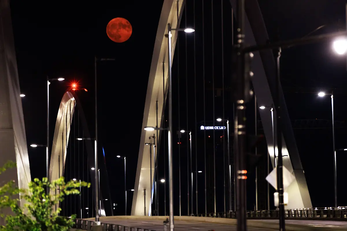 866e1a32b8fbeaaff22d6ac802880e98