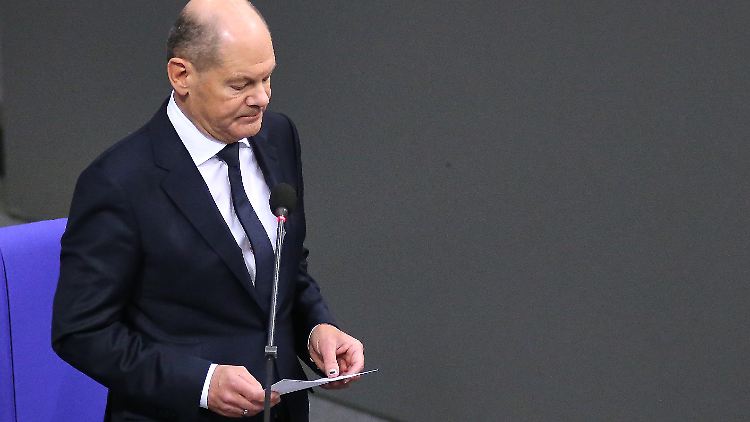 Scholz hat angekündigt, die Vertrauensfrage im Bundestag ausführlich begründen zu wollen.
