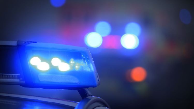 Die Polizei fand vier Leichen im Haus. (Symbolbild)