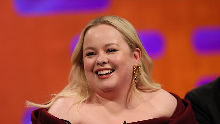Nicola Coughlan plaudert in der "Graham Norton Show" über die Reaktion ihrer Mutter.