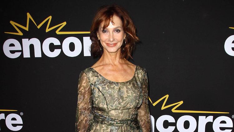 US-Serienschauspielerin Jill Jacobson hinterlässt drei Kinder.