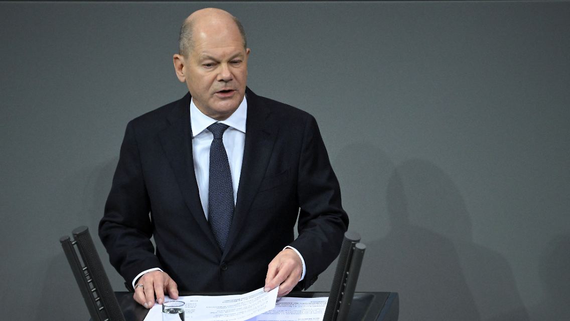 Kanzler Scholz heute im Bundestag.