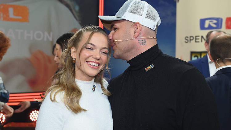 Bei Laura Maria Rypa und Pietro Lombardi soll der Haussegen wieder gerade hängen.