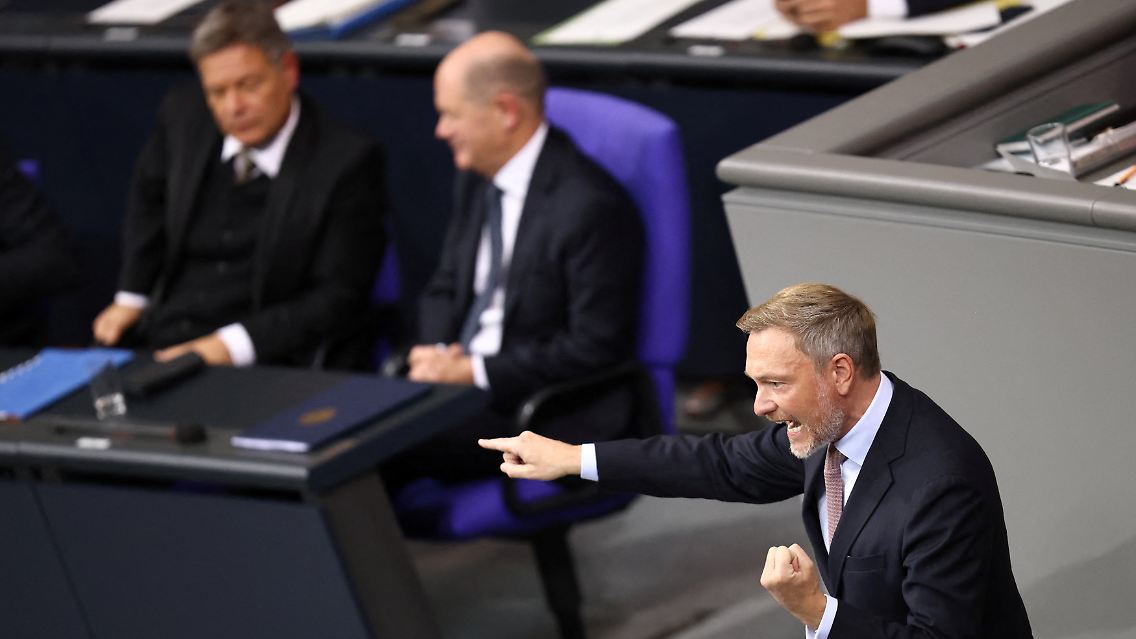 Lindner kritisierte auch seine ehemaligen Koalitionspartner.