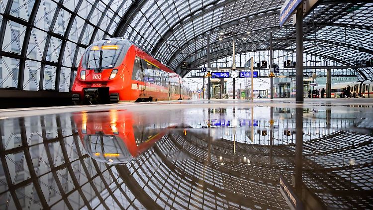 Praktisch, aber teuer: Das Deutschlandticket gilt für Regional- und Nahverkehr.