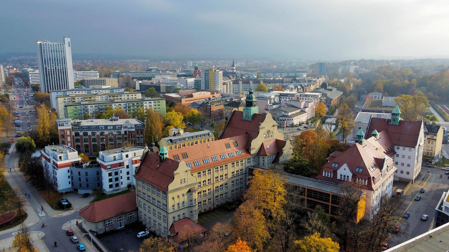 2025 will Chemnitz als Kulturhauptstadt Europas Besucher und Besucherinnen aus dem In- und Ausland einladen, Verborgenes und bisher Ungesehenes zu entdecken.