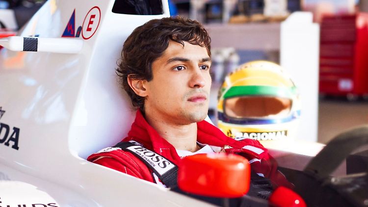 Kämpft für seinen Traum: Ayrton Senna (Gabriel Leone) in "Senna"