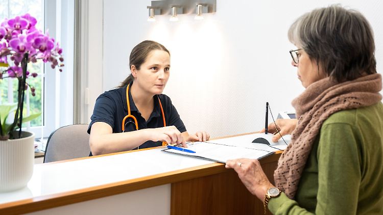 Auch ohne Smartphone können Patientinnen und Patienten von der ePA profitieren.