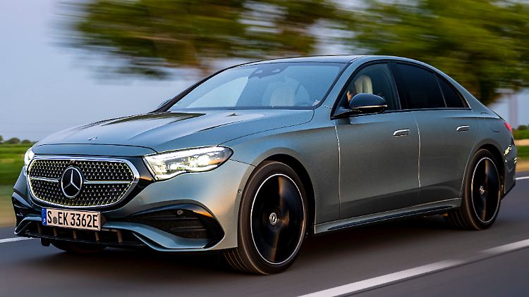 Mercedes bietet den Plug-in-Hybrid unter anderem in der E-Klasse an.