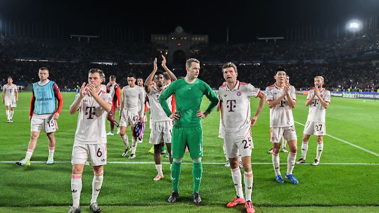 Neuer (m.) bleibt. Was wird aus Müller (r.) und Kimmich (l.)? Bayern-Boss Max Eberl hat immer was zu tun.
