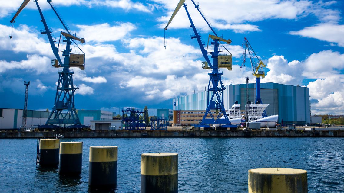 Die Wismarer Werft.