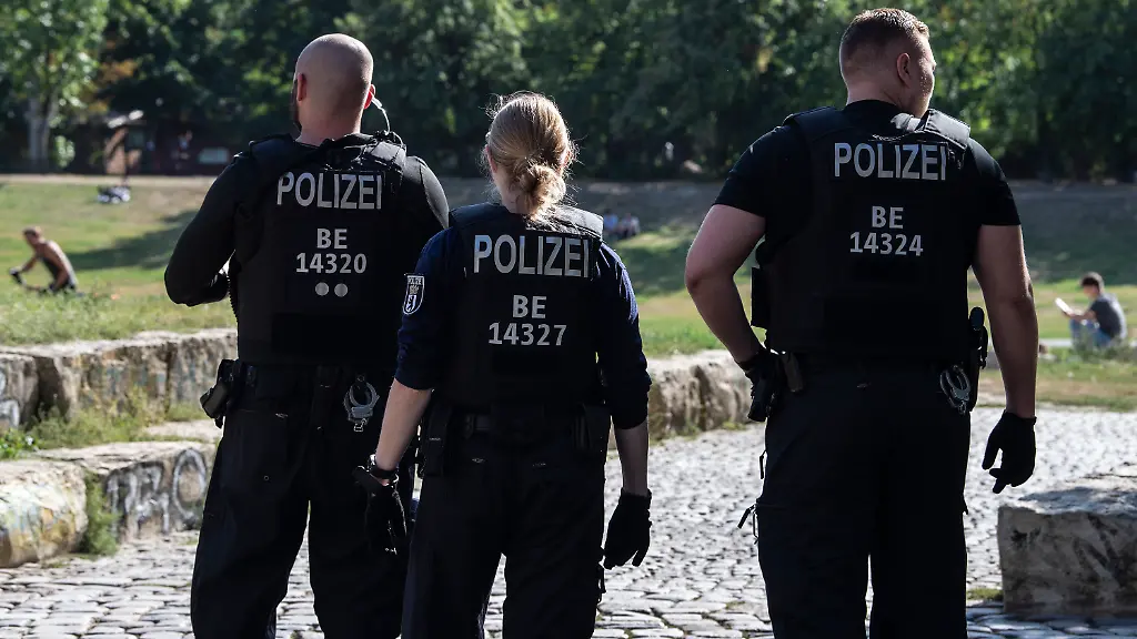 543c88b7ad3648b4f581aef2f6f9494a