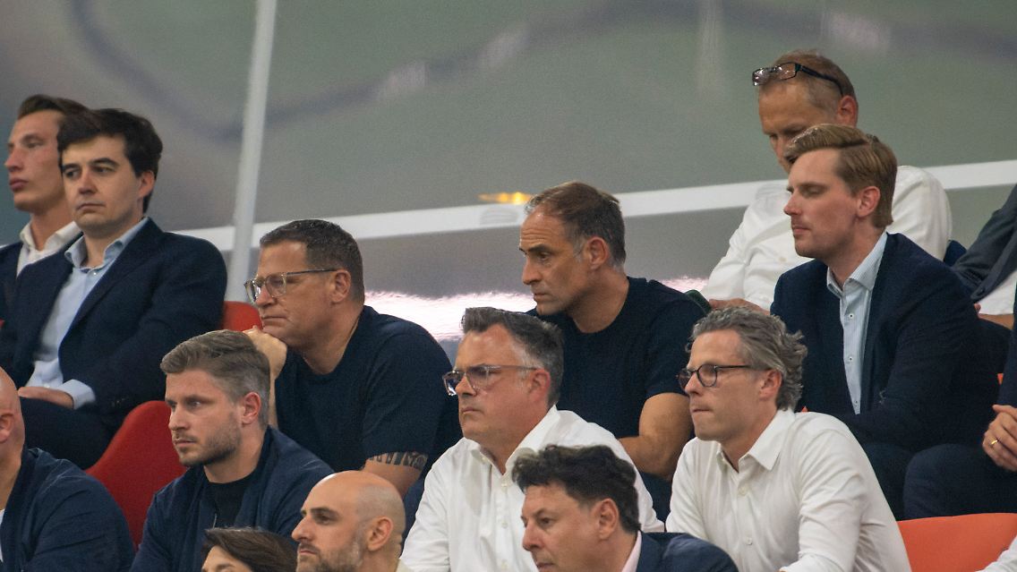 Max Eberl mit Oliver Mintzlaff.