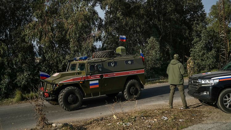 Die russische Armee soll Waffen aus Tartus nach Libyen verlegen.