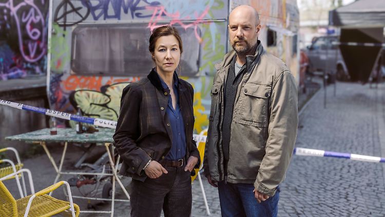 Blohm (Johanna Wokalek) und Eden (Stephan Zinner) untersuchen den Mord an einem Pornodarsteller.