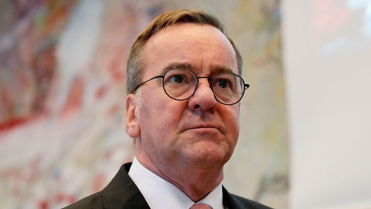 Deutschland könne nicht unbeteiligt an der Seite stehen, findet Verteidigungsminister Pistorius. 