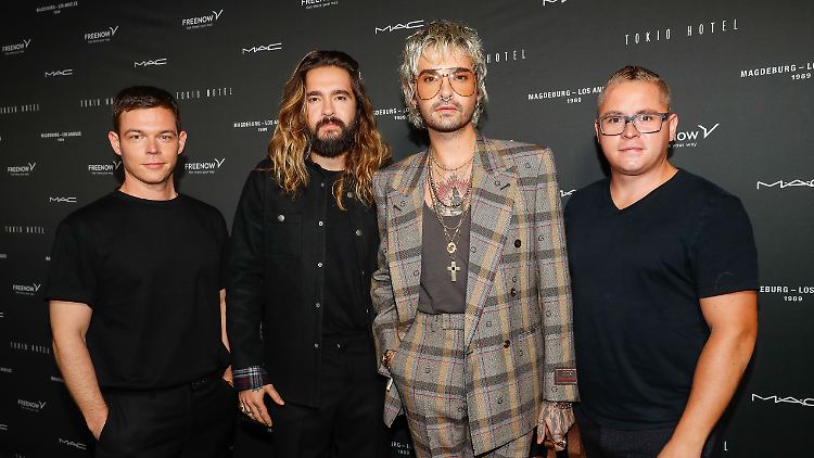 Georg Listing (l-r), Tom Kaulitz, Bill Kaulitz und Gustav Schäfer bei einem Tokio-Hotel-Event in Berlin (Archivfoto). 