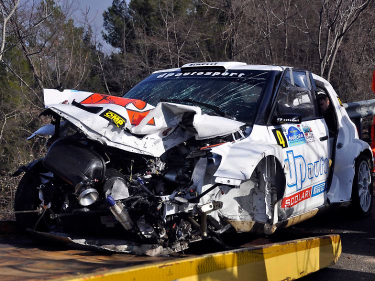 Das Rallye-Auto von Kubica wurde komplett zerstört.