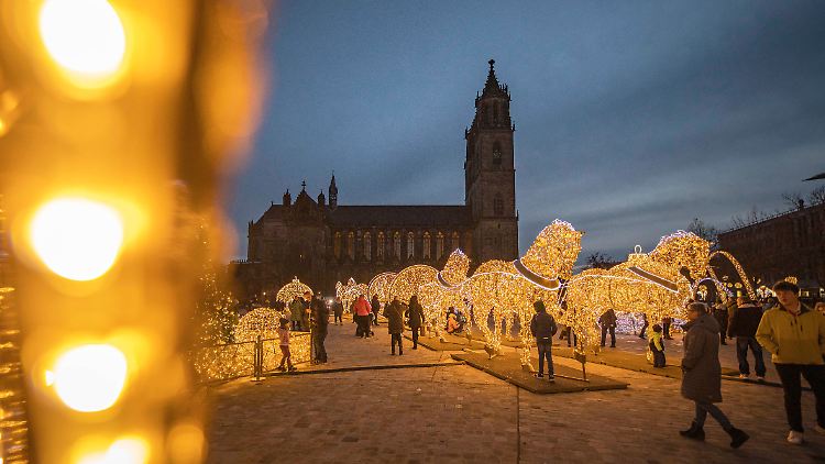Während der Weihnachtsmarkt geschlossen bleibt, soll die Lichterwelt wieder leuchten.