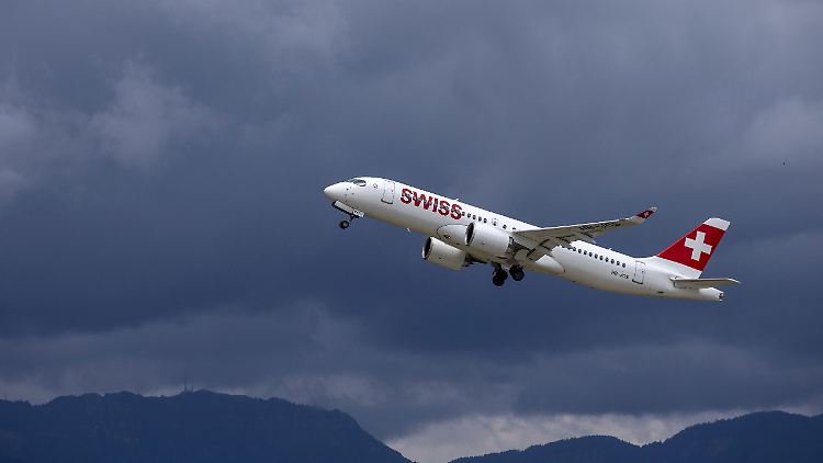 Ein Sonderflug hat inzwischen die meisten Passagiere von Graz nach Zürich gebracht.