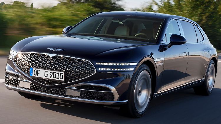 Großer Kühlergrill, stylische Scheinwerfer. Ob das allein reicht, um Autos zu verkaufen?