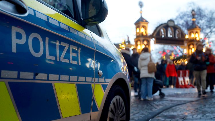 Die Magdeburger Polizei ist auch nach dem Anschlag auf einen Weihnachtsmarkt gefordert. 