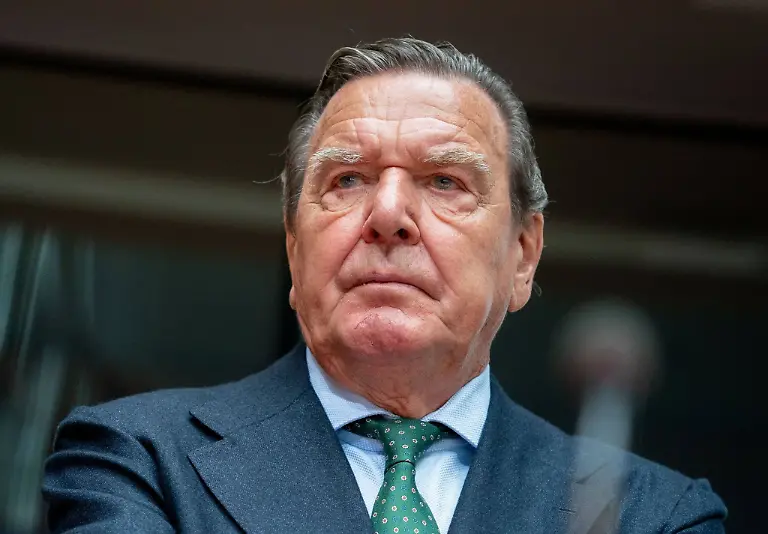 Der-ehemalige-Bundeskanlzer-Gerhard-Schroeder-steht-wegen-seiner-Russland-Naehe-in-der-Kritik