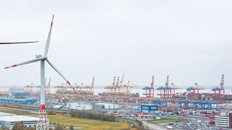 Die Aussichten für Deutschlands Wirtschaft sind so trüb wie das Hafenhinterland in Bremerhaven.