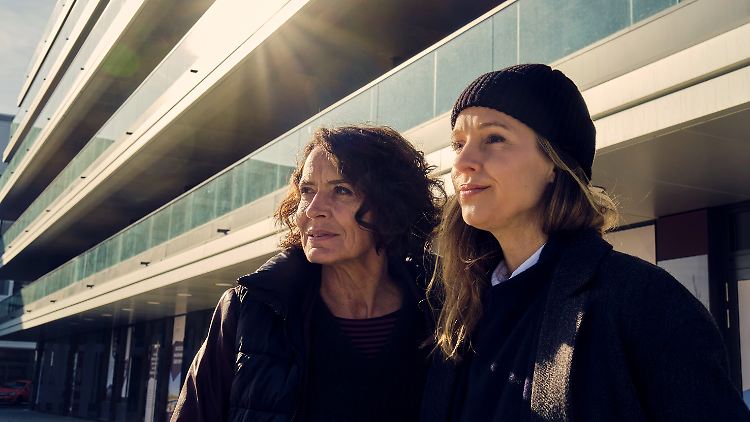 Das Ludwigshafener Duo: Lena Odenthal (Ulrike Folkerts) und Johanna Stern (Lisa Bitter, v.l.).