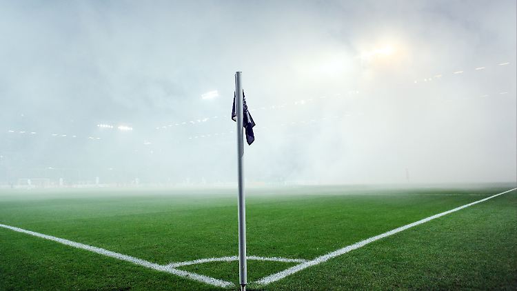 Viel Gestocher im Nebel dürfte die Fans wieder erwarten, wenn es um das Thema Neuzugänge geht.
