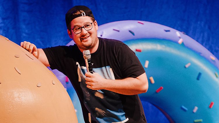 Chris Tall moderiert seit einiger Zeit auch diverse Spiel- und Rateshows im Fernsehen.