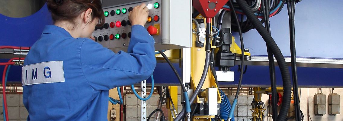 Kaufvertrag für Rostocker IMG unterschrieben.