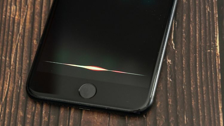 Was hört Siri tatsächlich alles mit? Diese Frage wird wohl nicht mehr vor Gericht geklärt.