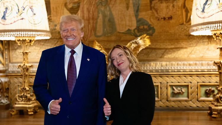 Meloni pflegt gute Beziehungen zum Trump-Lager.
