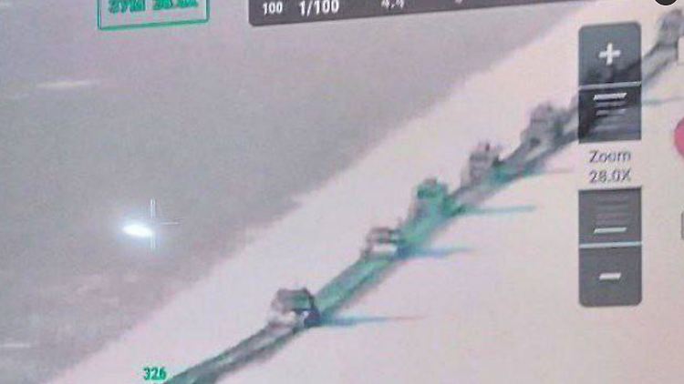 Diese Aufnahme zeigt angeblich eine vorrückende  ukrainische Kolonne.