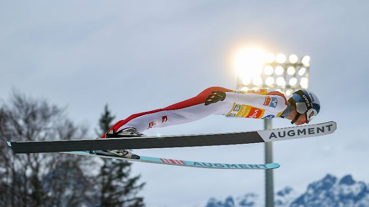 Stefan Kraft steht vor dem Gewinn der Tournee.