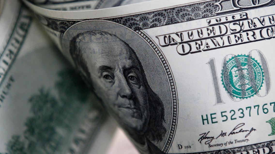 Der Dollar fällt und fällt und fällt.