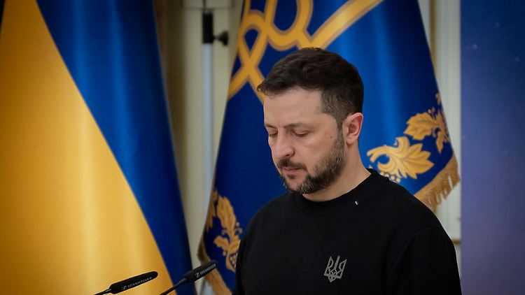 NATO-Mitgliedschaft, Waffen, Sanktionen: Selenskyj würde dafür Teile der Ostukraine aufgeben. 