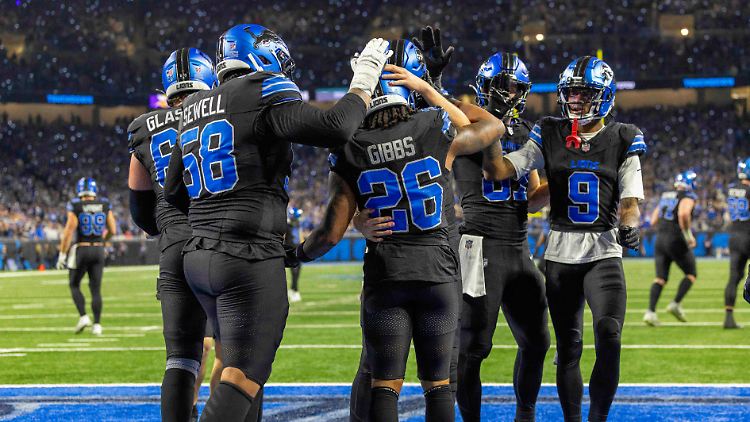 Die Detroit Lions feiern Jahmyr Gibbs.