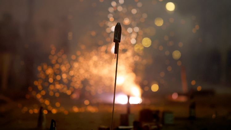 Fünf Menschen kamen an Silvester durch Böllerunfälle ums Leben.
