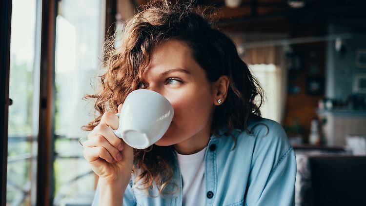 Kaffee geht auch anders: Mit ein paar zusätzlichen und überraschenden Komponenten wird aus dem Klassiker im Handumdrehen ein ganz neues Geschmackserlebnis.