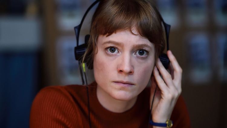 Leonie Benesch als Dolmetscherin Marianne Gebhardt in "September 5".