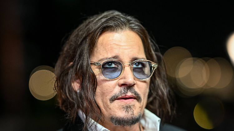 KI erzeuge auf Fake-Profilen die Illusion seiner Stimme und seines Gesichts, warnt Johnny Depp. 