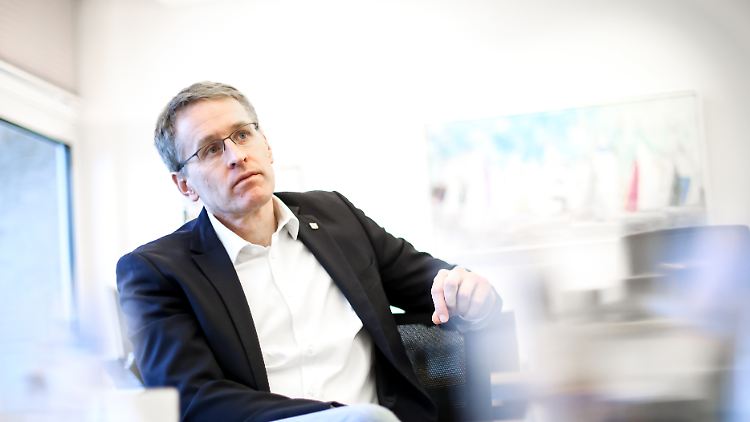 Kennt niemanden in der Union, der von Schwarz-Grün schwärmt: Schleswig-Holsteins Ministerpräsident Daniel Günther.