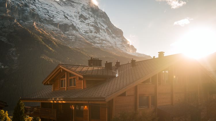 Das Hotel „Bergwelt Grindelwald“ vereint den typisch rustikalen Charakter eines Berghotels mit modernen Designelementen.