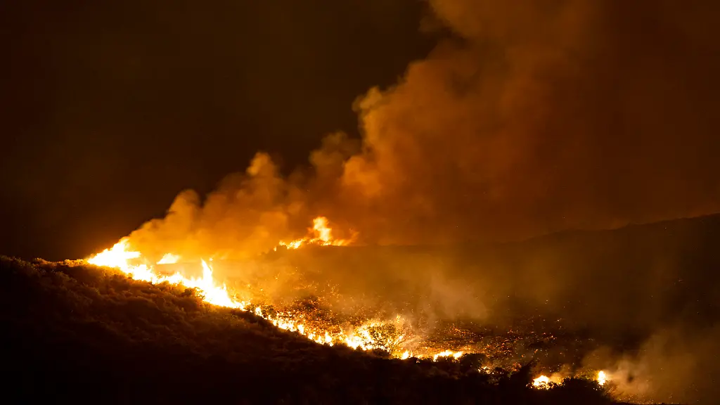 2c5592954cc8c4b614167f680b8869d4