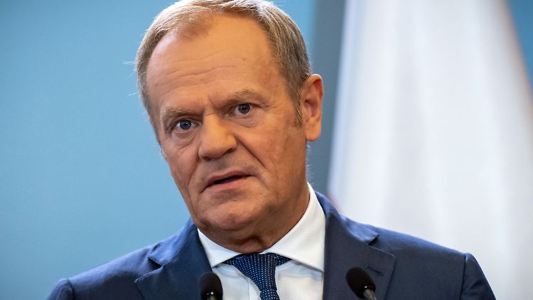 "Noch nie in der Geschichte der polnischen Wirtschaft wurde solch eine Summe" investiert, sagte Tusk.