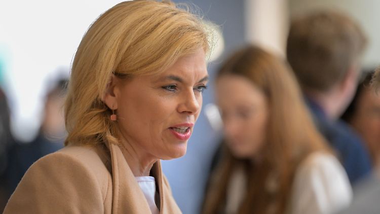 Julia Klöckner hält es für eine "infame" Unterstellung, dass sie mit der AfD koalieren wolle.