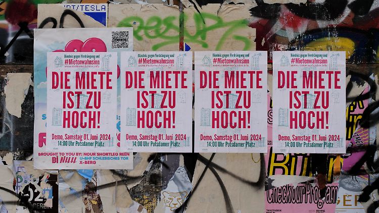 In den 1980er-Jahren hieß es Berlin-Kreuzberg klischeehaft Punk und Hausbesetzung, heute gediegener Altbau und Moccachino. Das hat stark mit der Mietentwicklung zu tun. 